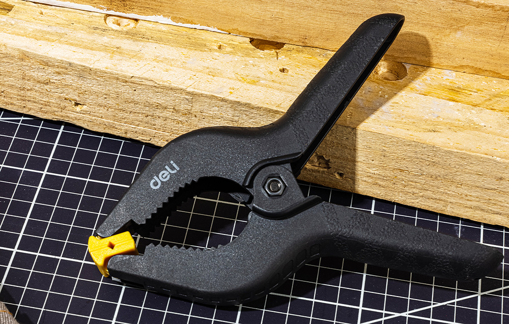 Pince à ressort Deli Tools EDL110006