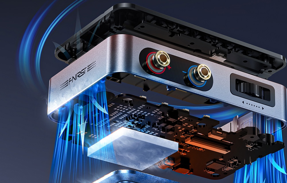 La photo montre les composants de la conception de l'alimentation mini.